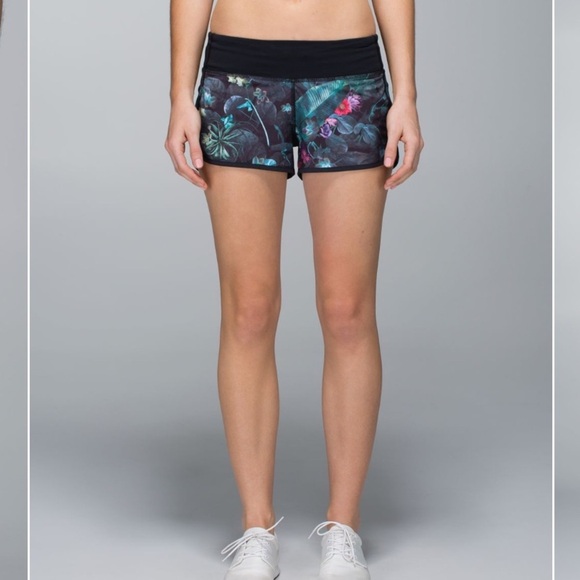 lululemon Run Speed Short RARE Curious Jungle Black Luxtreme *4-way stretch - Picture 3 of 16